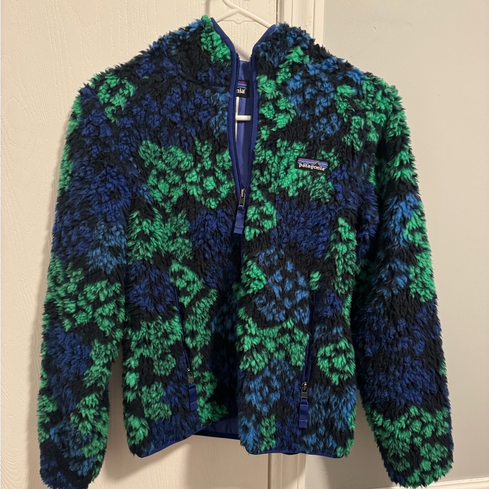 Patagonia Jacket NWOT with hood